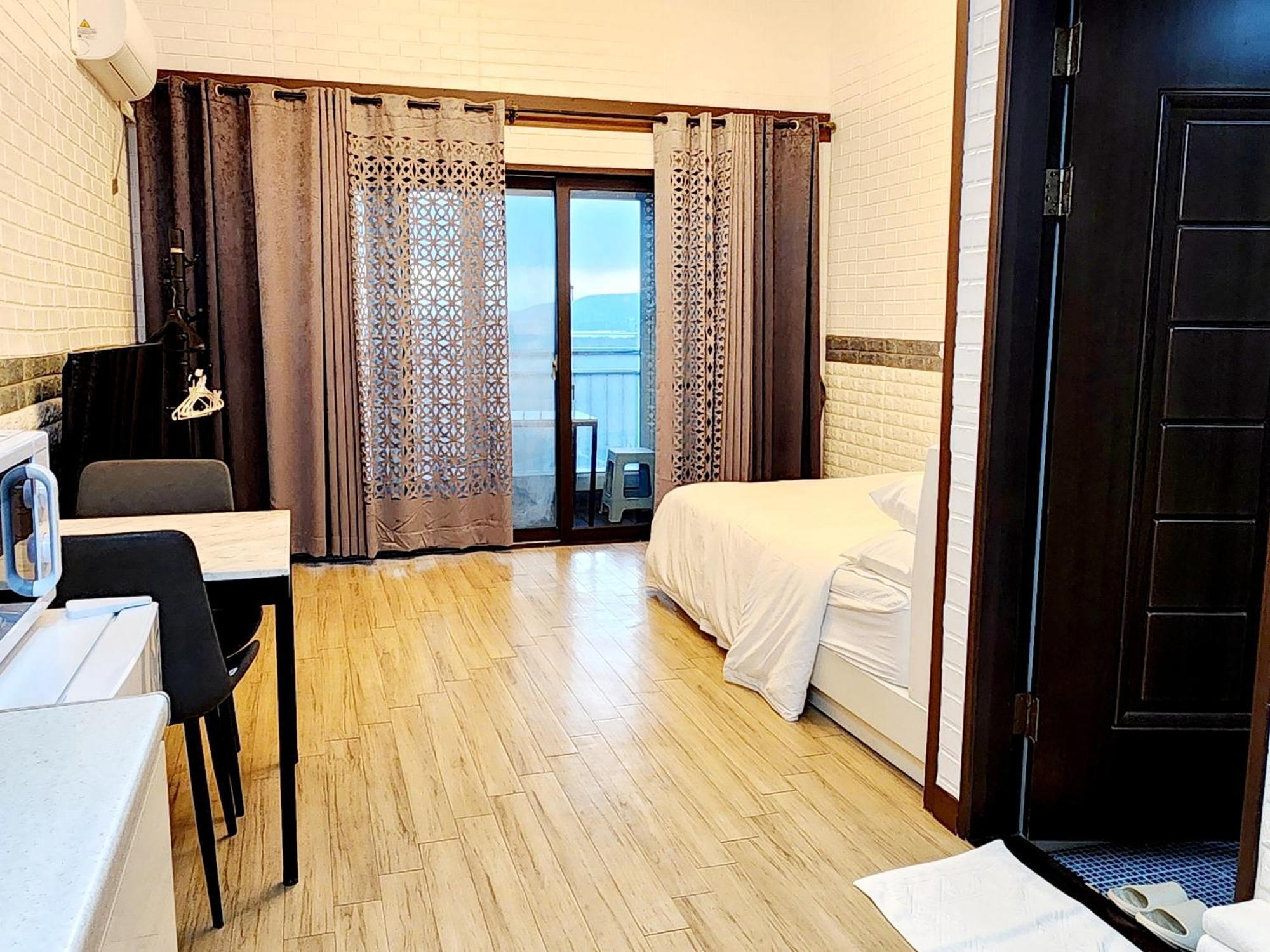 Pureun Jeju Pension Seogwipo Esterno foto