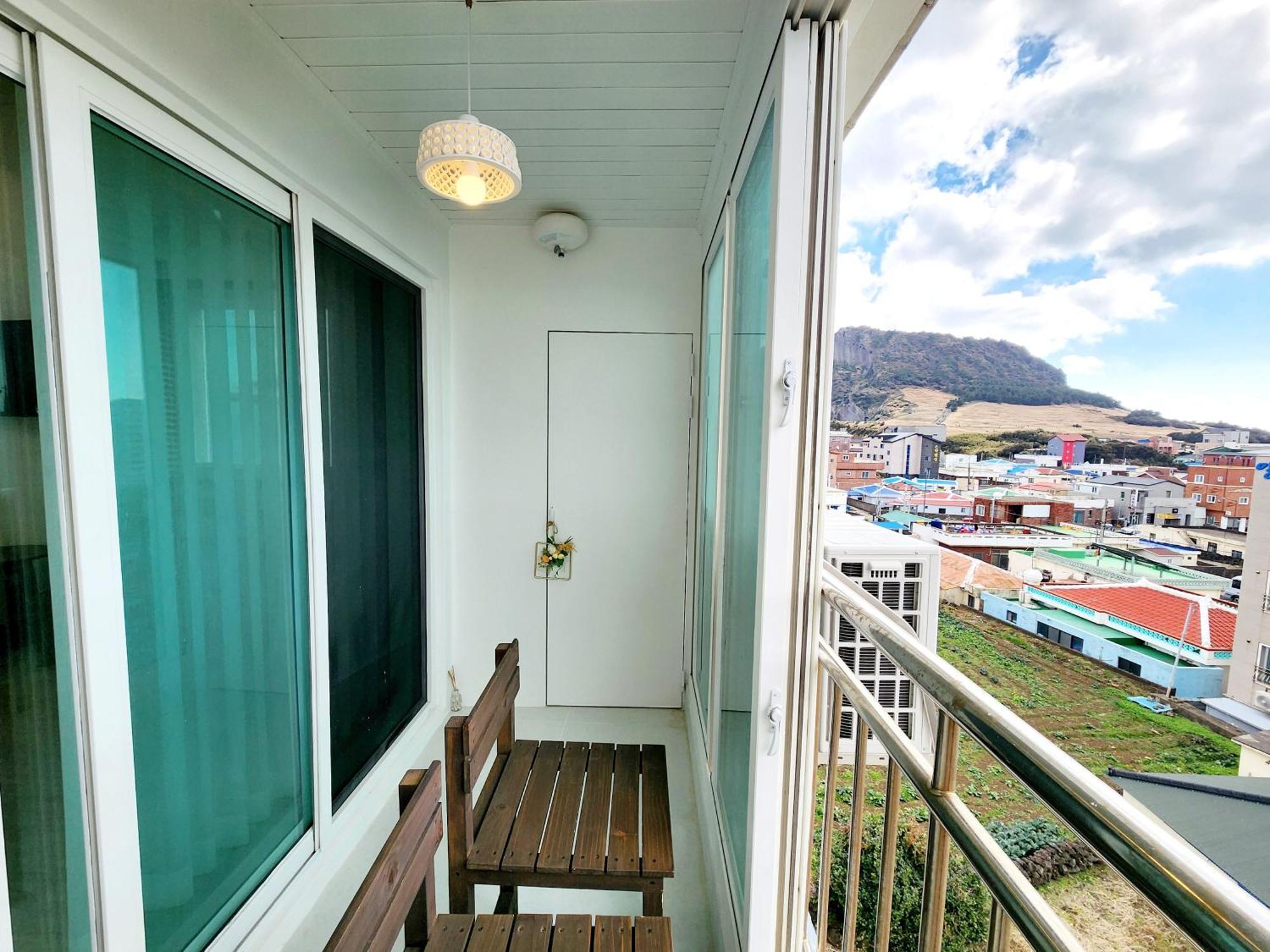 Pureun Jeju Pension Seogwipo Esterno foto
