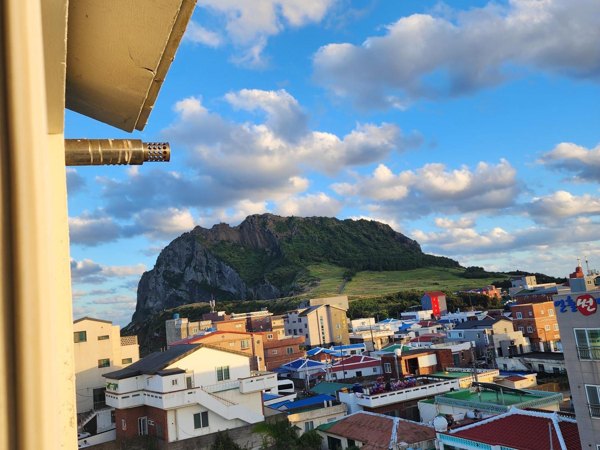 Pureun Jeju Pension Seogwipo Esterno foto